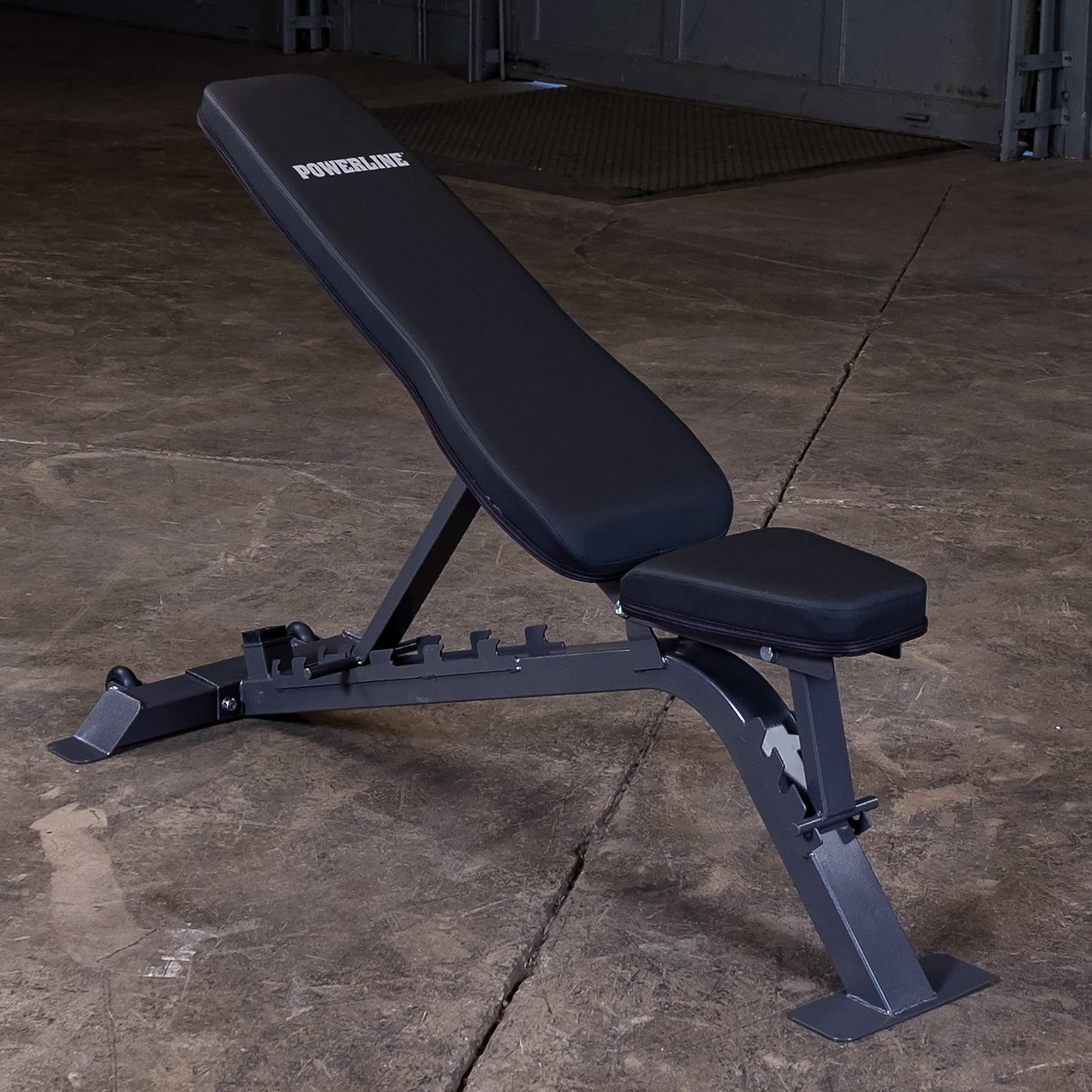 Body-Solid Powerline Flat to Incline Bench PFI150