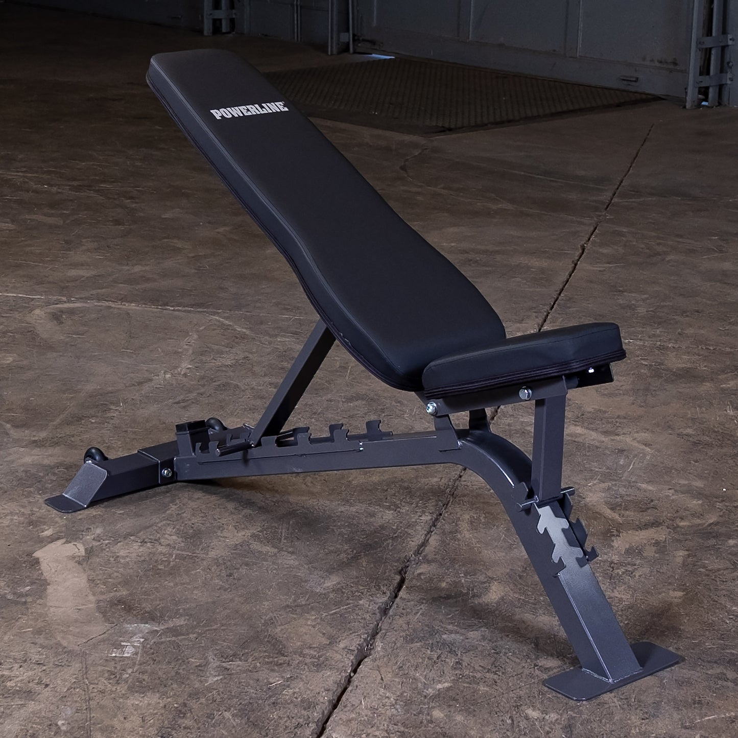 Body-Solid Powerline Flat to Incline Bench PFI150