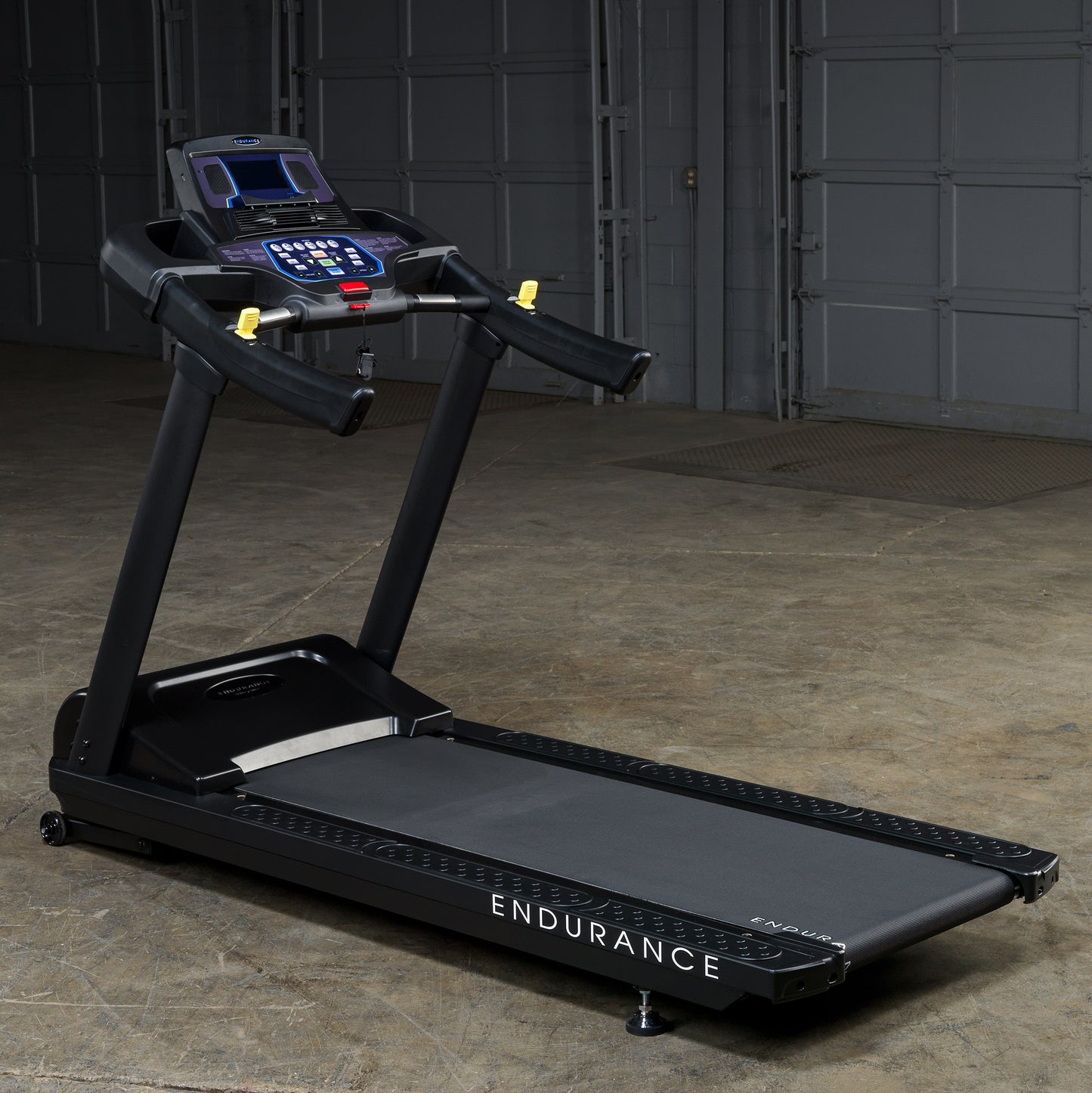 Body-Solid Endurance Commercial Treadmill T150